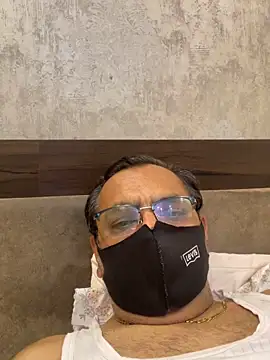 maleattention online show from February 28, 5:45 pm