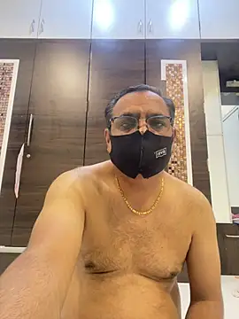 maleattention online show from April 2, 6:47 pm