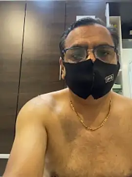 maleattention online show from March 31, 5:37 pm