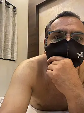 maleattention online show from March 26, 5:11 pm