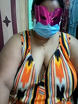 Snapshot of 02Roshni chatting on February 22, 4:04 am 02Roshni online show from February 22, 4:04 am