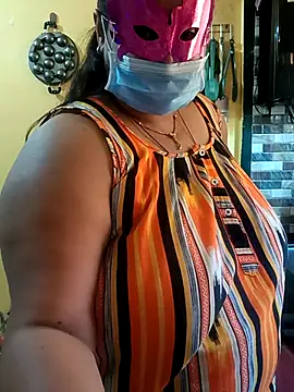 Snapshot of 02Roshni chatting on February 27, 10:15 am 02Roshni online show from February 27, 10:15 am