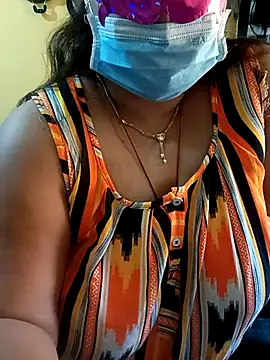 Snapshot of 02Roshni chatting on February 25, 9:31 am 02Roshni online show from February 25, 9:31 am