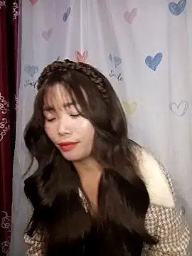 Snapshot of Girl-crazy1 chatting on February 20, 4:09 am Girl-crazy1 online show from February 20, 4:09 am