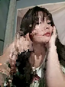 Snapshot of Girl-crazy1 chatting on February 15, 12:11 am Girl-crazy1 online show from February 15, 12:11 am