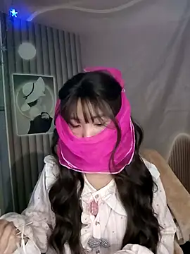 Snapshot of Girl-crazy1 chatting on February 13, 8:53 pm Girl-crazy1 online show from February 13, 8:53 pm