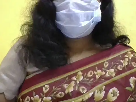 anu-reddyy online show from February 25, 4:01 am