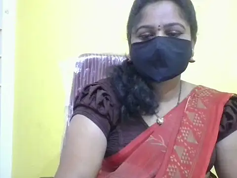 anu-reddyy online show from April 15, 4:51 am