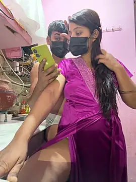 Zoya Hottest online show from April 15, 6:23 pm