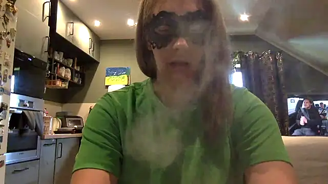 Snapshot of czarnula8 chatting on June 14, 12:39 pm czarnula8 online show from June 14, 12:39 pm