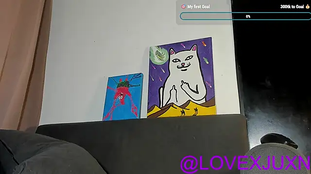 LovexJuxn8 online show from March 9, 7:50 pm