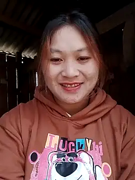 bany-lee online show from May 4, 2:04 am