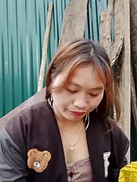 bany-lee online show from February 24, 2:01 am