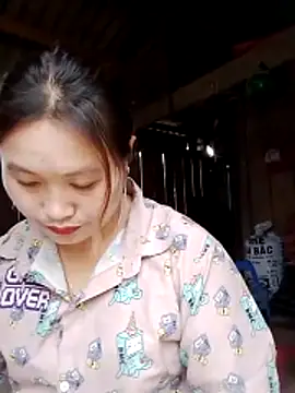 bany-lee online show from April 20, 2:14 am