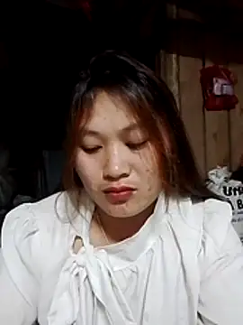bany-lee online show from April 22, 1:40 pm
