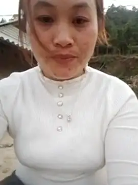 bany-lee online show from April 11, 11:36 am