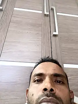 Snapshot of Lundwala27 chatting on February 25, 7:58 pm Lundwala27 online show from February 25, 7:58 pm