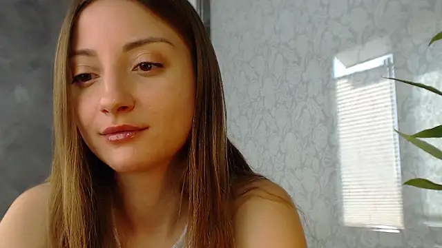 PearlMe online show from March 9, 9:02 am