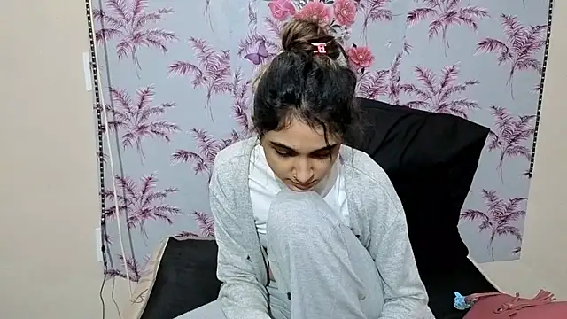 Snapshot of Amber_Rose06 chatting on June 18, 5:17 am Amber Rose06 online show from June 18, 5:17 am