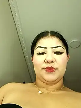 MadelynSmit  online show from February 24, 11:11 am