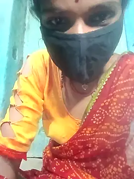 Snapshot of Desi_Couple_P chatting on June 10, 1:12 pm Desi Couple P online show from June 10, 1:12 pm
