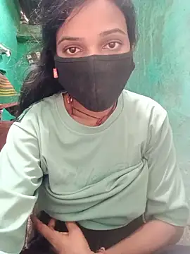 Snapshot of Desi_Couple_P chatting on June 30, 2:11 am Desi Couple P online show from June 30, 2:11 am