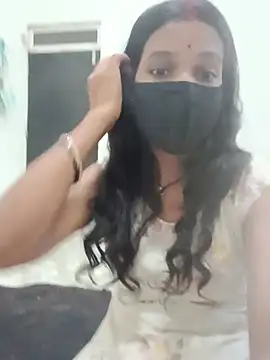 Snapshot of Desi_Couple_P chatting on July 11, 1:11 pm Desi Couple P online show from July 11, 1:11 pm