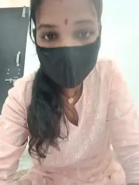 Snapshot of Desi_Couple_P chatting on July 15, 10:22 am Desi Couple P online show from July 15, 10:22 am