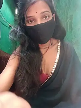 Snapshot of Desi_Couple_P chatting on June 25, 12:52 am Desi Couple P online show from June 25, 12:52 am