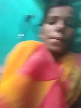 Desi Couple P online show from May 18, 11:59 am