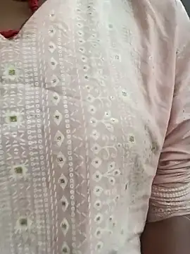 Desi Couple P online show from May 13, 12:28 am