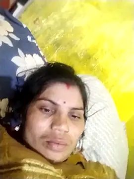 Laila only online show from February 16, 4:05 pm