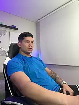  robertobaggioo online show from March 4, 11:51 am