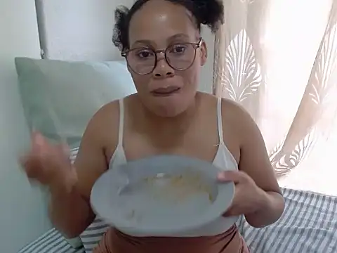 BootyCaramelxx online show from February 22, 2:30 pm