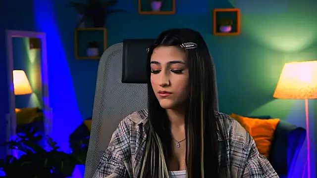 Snapshot of TerezaRobinson chatting on February 12, 1:11 pm TerezaRobinson online show from February 12, 1:11 pm