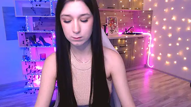 miaharrington online show from February 26, 6:19 pm