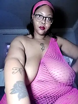 ShantelBootyBoobs online show from April 24, 12:12 am