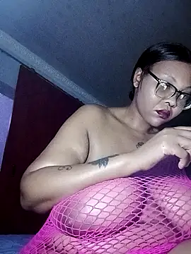 ShantelBootyBoobs online show from March 31, 9:50 pm