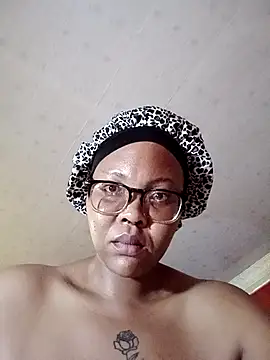 ShantelBootyBoobs online show from April 10, 7:32 pm