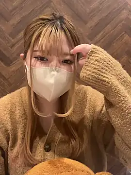 Snapshot of Ito-chan chatting on February 18, 6:44 am Ito-chan online show from February 18, 6:44 am