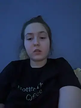 LixuryBaby online show from February 13, 6:30 pm