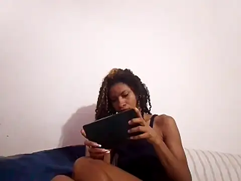 mailyn gold online show from April 7, 12:51 pm