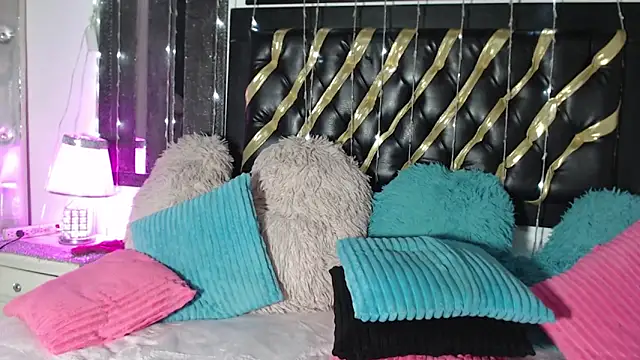 mailyn gold online show from March 3, 11:39 am