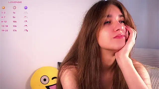Snapshot of ClarineCasebolt chatting on July 17, 1:25 am ClarineCasebolt online show from July 17, 1:25 am