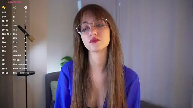 ClarineCasebolt online show from March 20, 3:07 am