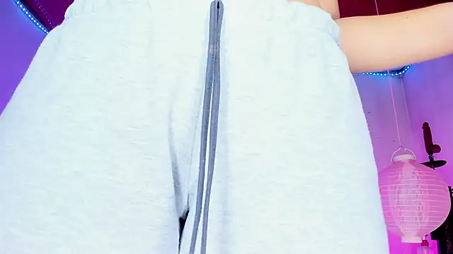 Snapshot of karol_kane chatting on February 21, 12:29 pm karol kane online show from February 21, 12:29 pm