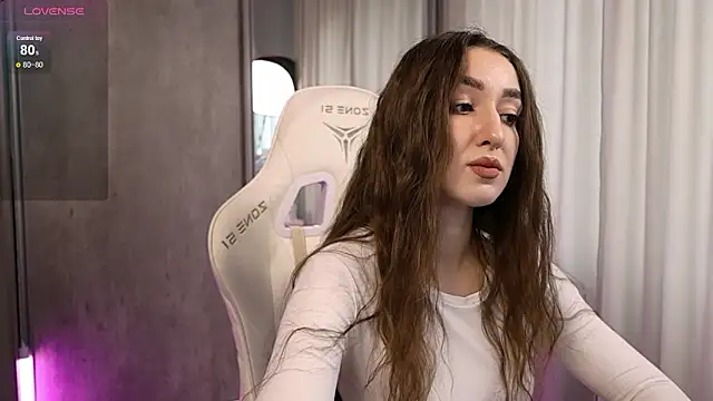 Snapshot of _JaneMoon_ chatting on February 25, 11:32 am JaneMoon online show from February 25, 11:32 am