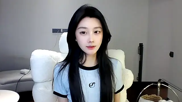 MedeLineayr online show from April 19, 3:02 pm