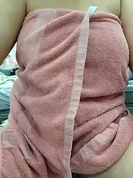 Snapshot of Mira-23 chatting on March 13, 2:05 am Mira-23 online show from March 13, 2:05 am