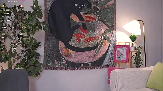 JanelBitther online show from April 3, 7:31 pm